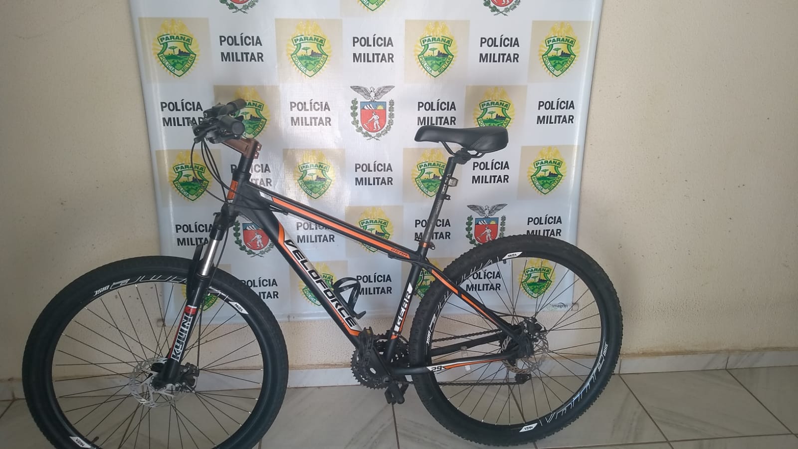 Homem é preso em Araruna após furtar bike de coroinha da igreja matriz