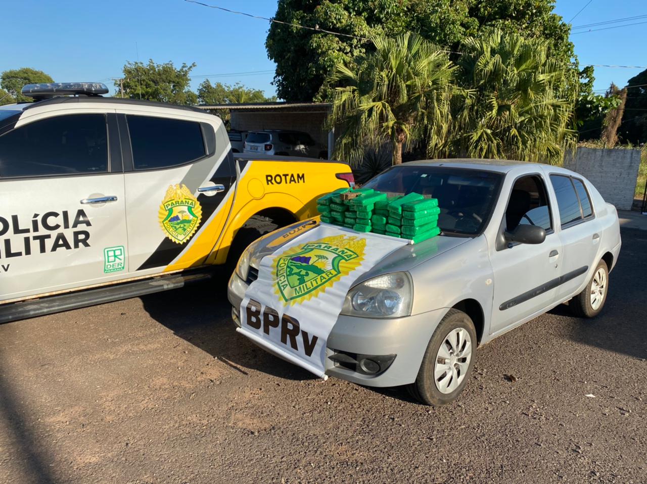 Mais de 29 quilos de maconha são apreendidos pelo BPRv na PR-323